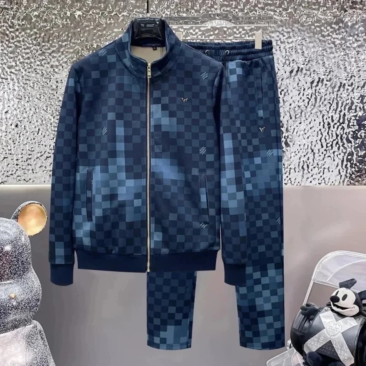 More Louis Vuitton LV Sweaters